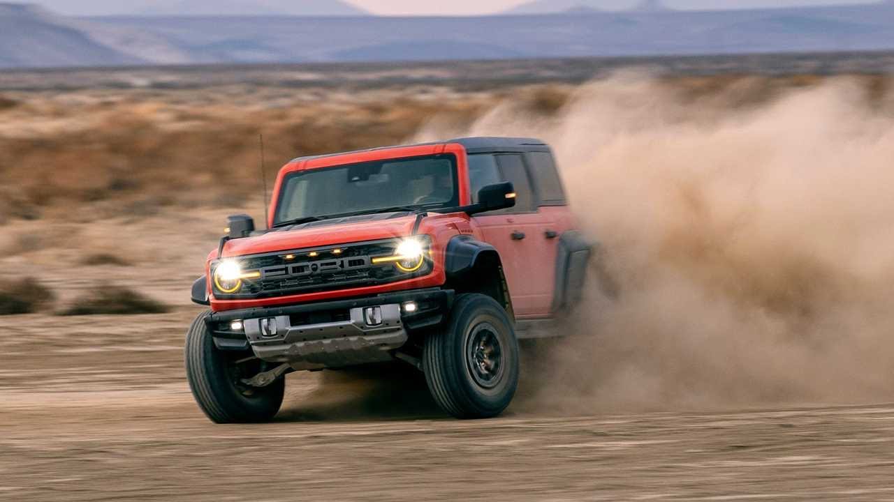 A un anno dalla presentazione Ford rilancia il Bronco nella versione più estrema, il Raptor