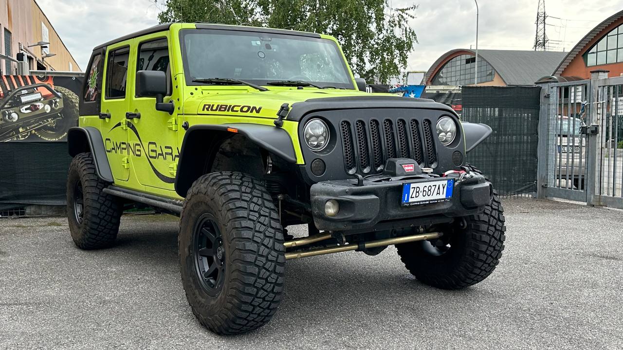 Un allestimento da 10 e lode per questa JKU by Performance4x4