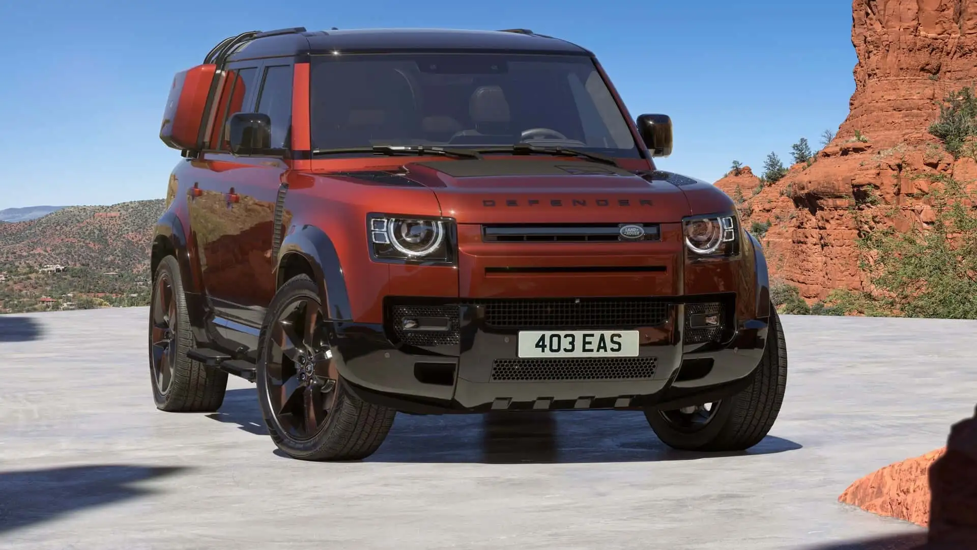 Land Rover continua a rinnovare la gamma Defender 2024