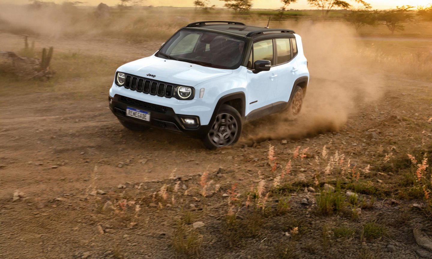 my25-jeep-renegade-hero-cr-dk-v3.jpg.img.1440